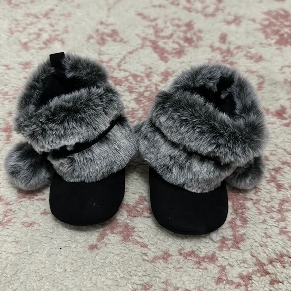 Infant winter boots 0-3 months - Picture 1 of 1
